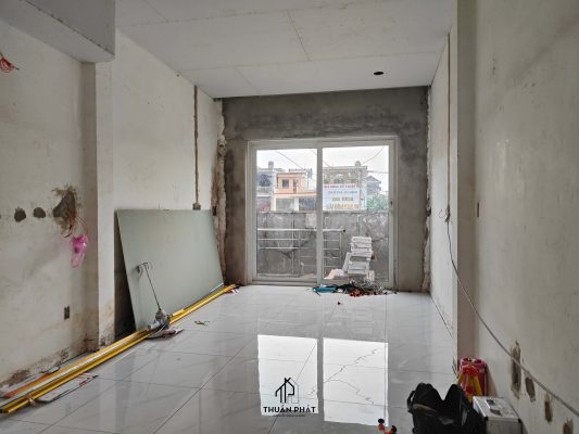 thi cong cai tao nguyen tang nha pho 51m CoLe di an 8