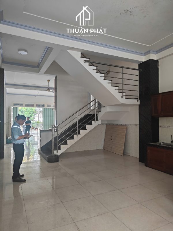 Hiện trạng nhà cũ: Nỗi ám ảnh về sự bí bách và lỗi thời